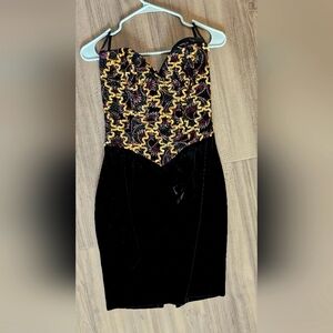 SOLD |Vintage Gunne Sax Sparkly Mini Sequined Velvet Little Black Dress Size 5/6